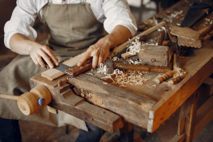 Wooden Wonders: Expert Tips for Crafting Stunning Home Projects