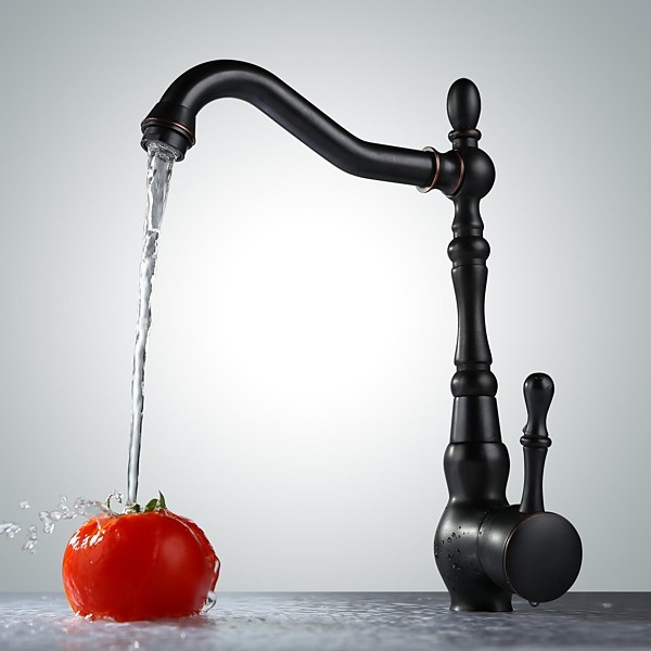 Various kinds of kitchen faucets available in the market