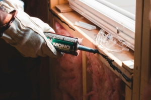 Fixing ‘Red Flags’ in Your Home Before Selling: Tips From A Handyman