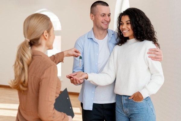 10 Ways Property Management Software Cuts Rent Fraud