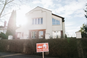 The Unexpected Effects of the "For Sale" Sign