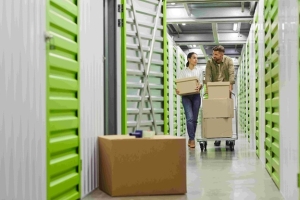 How Self-Storage Provides a Flexible Bridge Between Moves