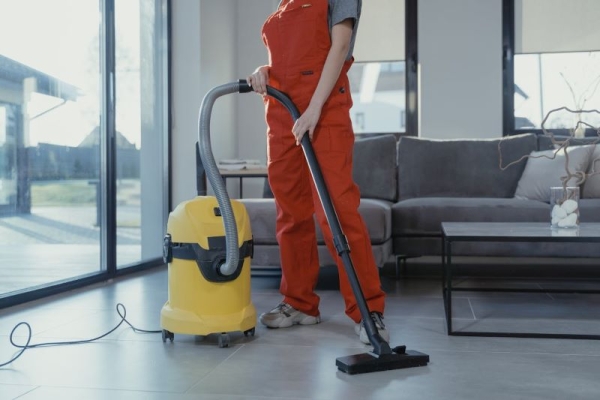 Top Reasons to Choose Professional Cleaning Services for Your Dallas Fitness Center