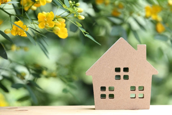 Spring Brings Record-High Monthly Housing Costs, Keeping Pending Home Sales at Bay