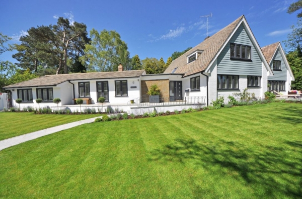 Preparing for Warmer Weather: 4 Ways to Springerize Your Home