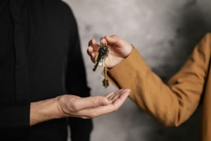 7 Key Tips for First-Time Homebuyers in Thriving Real Estate Markets
