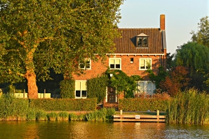 Common Costs that Come with Buying an Old House