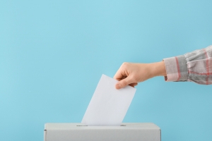 Ask the HOA Expert: Abstaining From Voting At a Board Of Directors Meeting