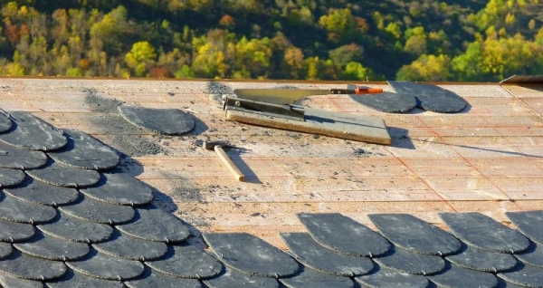The Benefits of Hiring a Local Roofing Contractor for Your Next Project