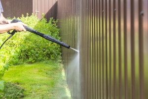 How To Clean Wood Decks And Fences