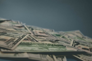 The Household Cash-Flow Playbook: Buffers, Buckets, and Bills