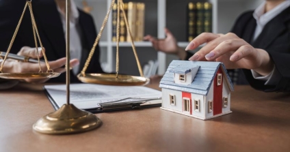 How a Probate Lawyer Helps Families Handle Inherited Property