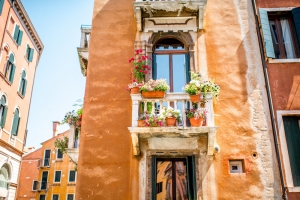 How to Buy a House in Italy?