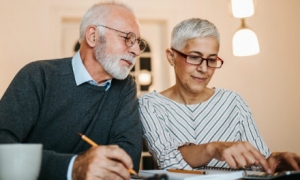 Helping Your Family Members Find a Retirement Living Community