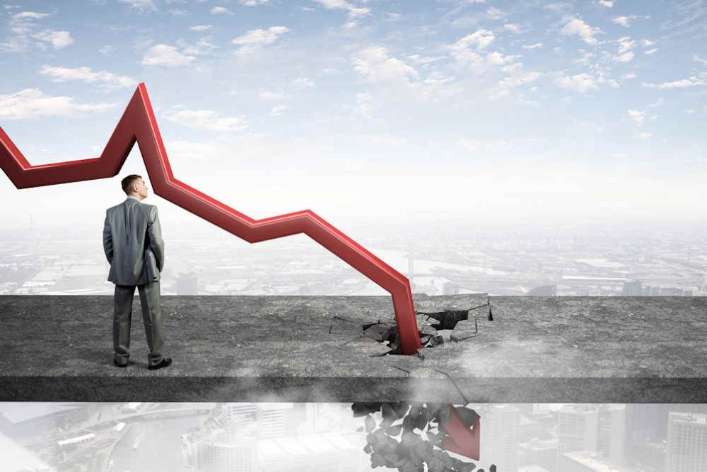 Homebuyers Aren’t Yet Reacting to Lower Mortgage Rates, With Pending Sales Posting Biggest Year-Over-Year Decline in 9 Months
