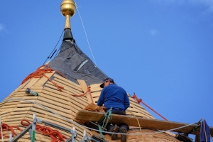 Expert Tips for Finding Reliable Roofing Contractors in Your Area