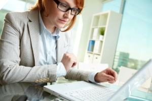 5 Smart Ways Women in Real Estate Can Maximize Their Personal Bank Accounts