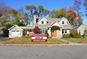 Improve Your Homes Curb Appeal and Increase its Value When Selling