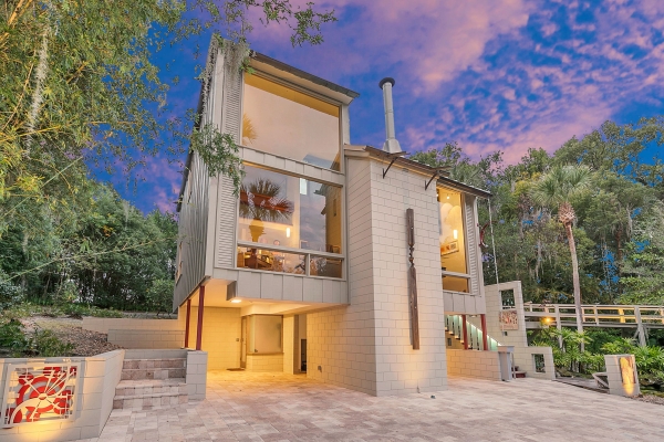 Mid-Century Marvel by Frank Lloyd Wright Protégé Enters Market