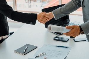 Selling a Business Versus Selling the Property